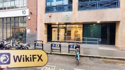 StarFxOption Royaume-Uni  Vérifié :  Aucune présence physique trouvée