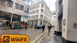 AMARKETS 코모로  확인됨:  운영 사무소 확인 완료