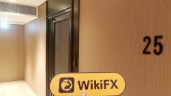 CAPITALS Vision हांगकांग  सत्यापित:  कोई भौतिक उपस्थिति नहीं मिली