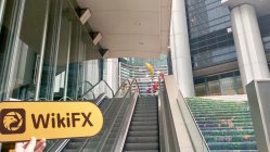 Blackrock Hong Kong  Verificado:  Escritório Operacional Confirmado