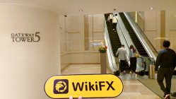 Royal House FX Hong Kong  Verified:  ไม่พบการตั้งถิ่นฐานทางกายภาพ