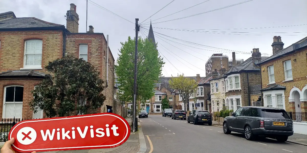 Lakovam イギリス  確認済み: 実店舗なし