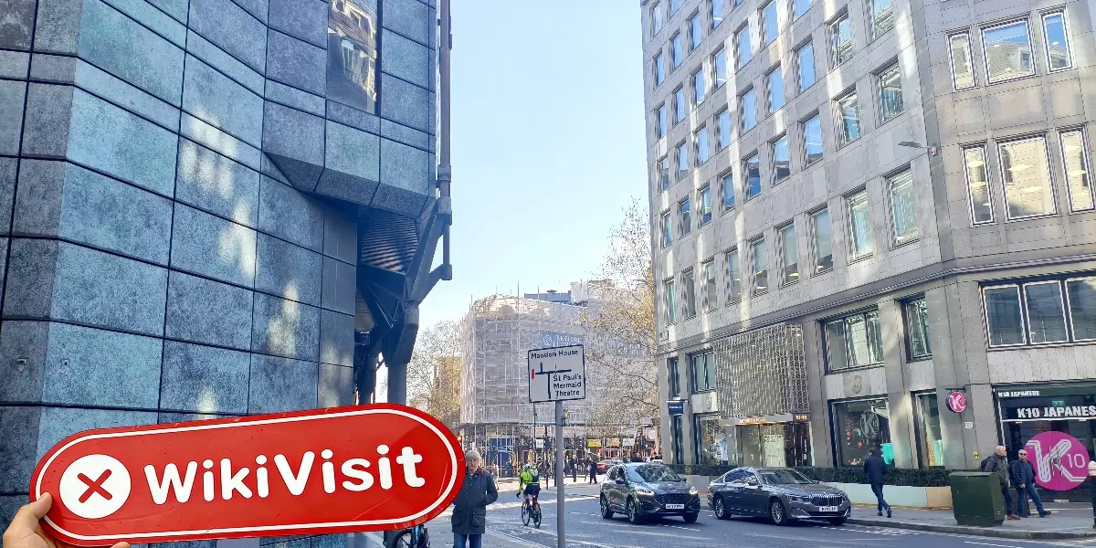 212 Europe Limited สหราชอาณาจักร  Verified:  ไม่พบการมีอยู่ทางกายภาพ