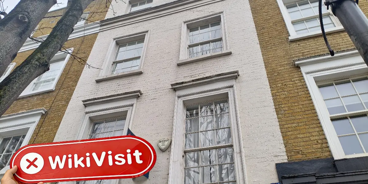 SOFTTRADE Vương quốc Anh (135 Notting Hill Gate) Xác minh: Không có hiện diện vật lý