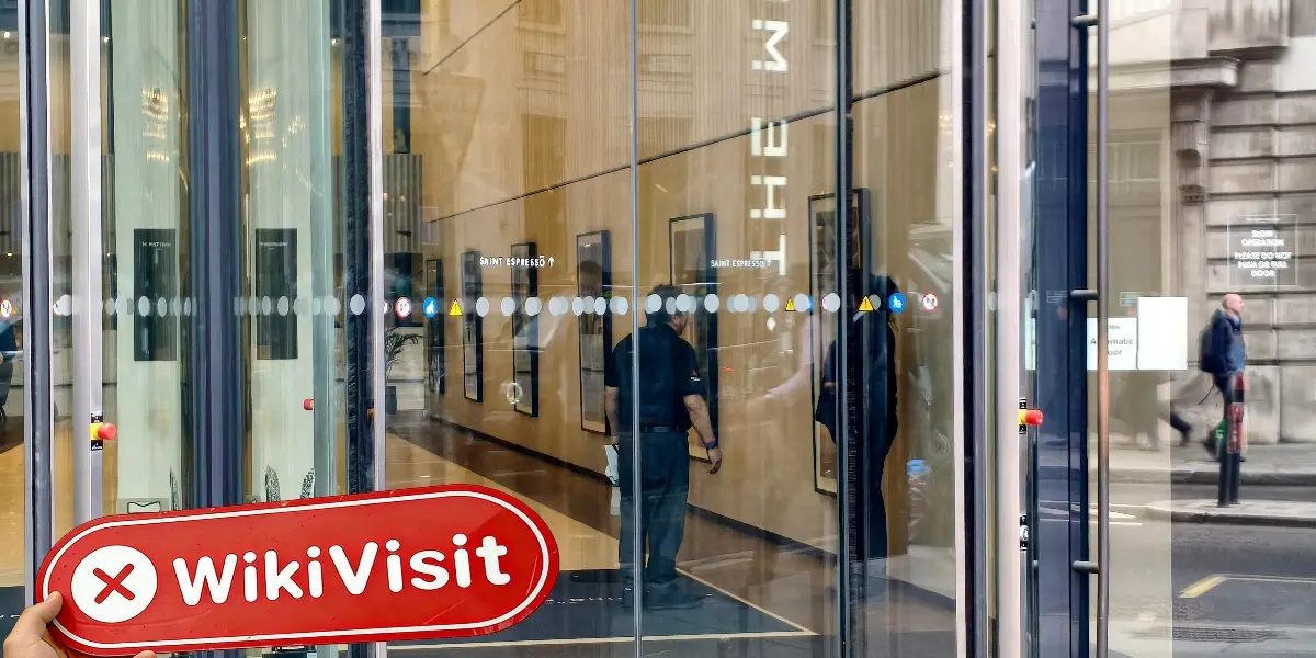 TRC Markets Regno Unito  Verificato:  Nessuna Presenza Fisica Trovata
