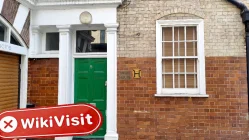 Alphatrade Option イギリス 確認済み: 物理的拠点なし