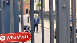 TRUST OPTION LIMITED Royaume-Uni  Vérifié:  Aucune présence physique trouvée