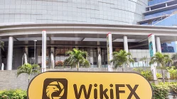 زيارة ل في جاكرتا بإندونيسيا - حجم المكتب غير مؤكد