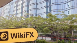 Una visita aOTM Trade in Indonesia -- Scala dell'ufficio incerta