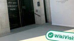 برطانیہ میں سی لارک کا دورہ -- دفتر کی دریافت