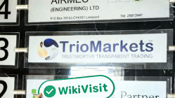 Une visite à EDR Financial à Chypre: Office Place portant le nom commercial du courtier TrioMarkets