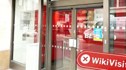 A Visit to Dinosaur in UK -- Finding No Office