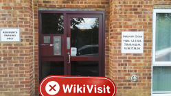 एक यात्राAG यूके में -- फाइंडिंग नो ऑफिस