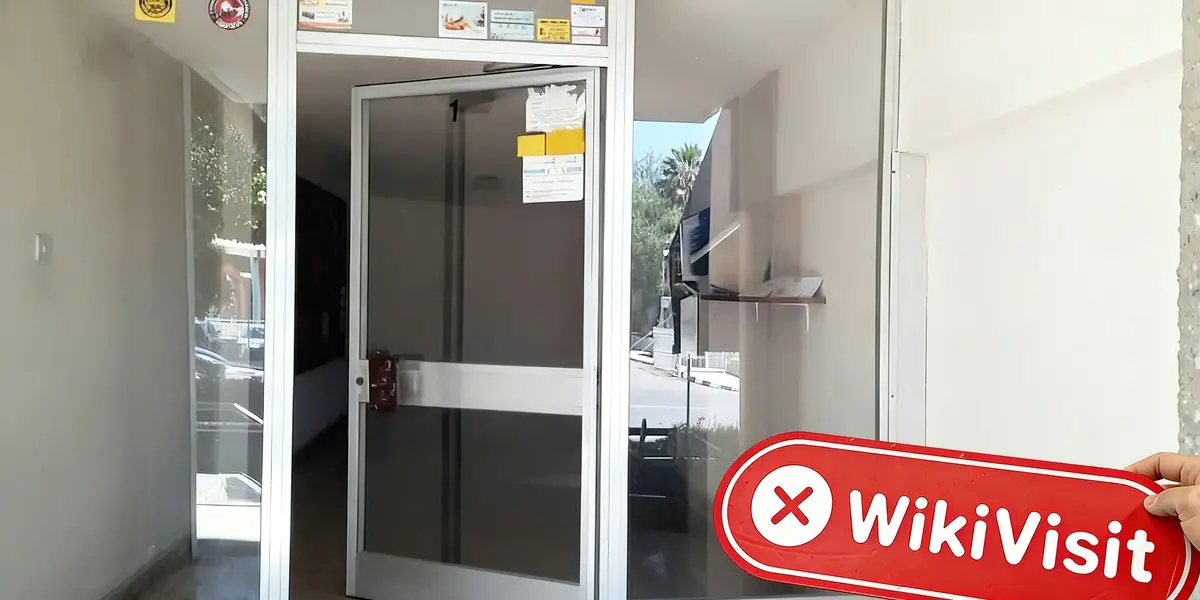 A Visit to EXCENTRAL in Cyprus – No Office Found