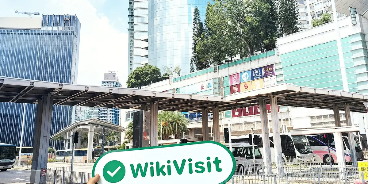 Xin Hui Bao'nun Hong Kong'daki Ziyareti - Ofis Bulundu