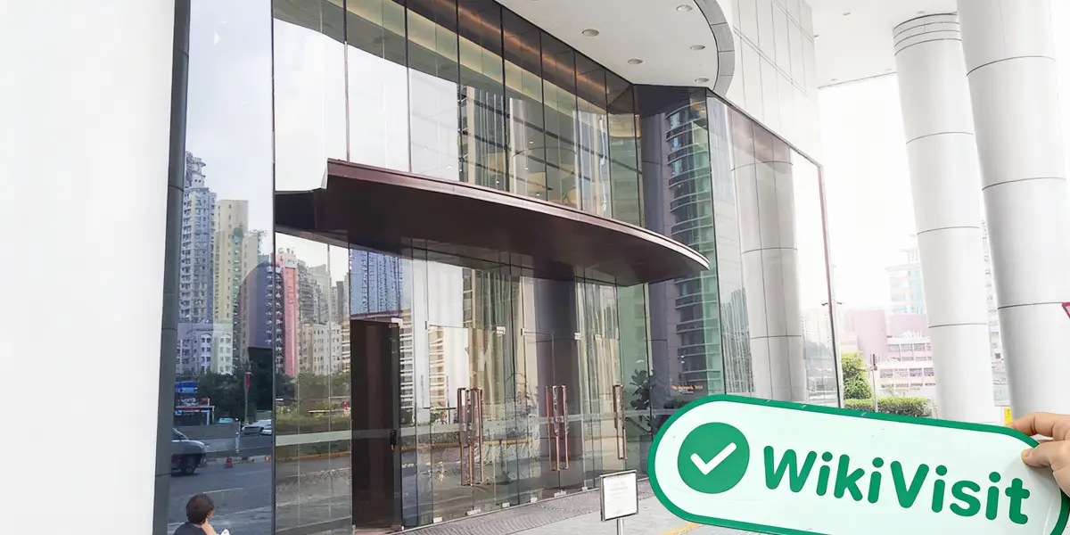 Xin Hui Bao'nun Hong Kong'daki Ziyareti - Ofis Bulundu