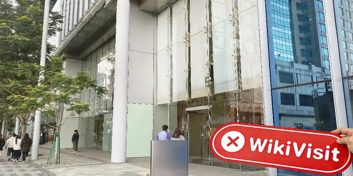 BESTLEADER Hong Kong (Torre B, Manulife Financial Centre) Verificado: Nenhuma Presença Física Encontrada