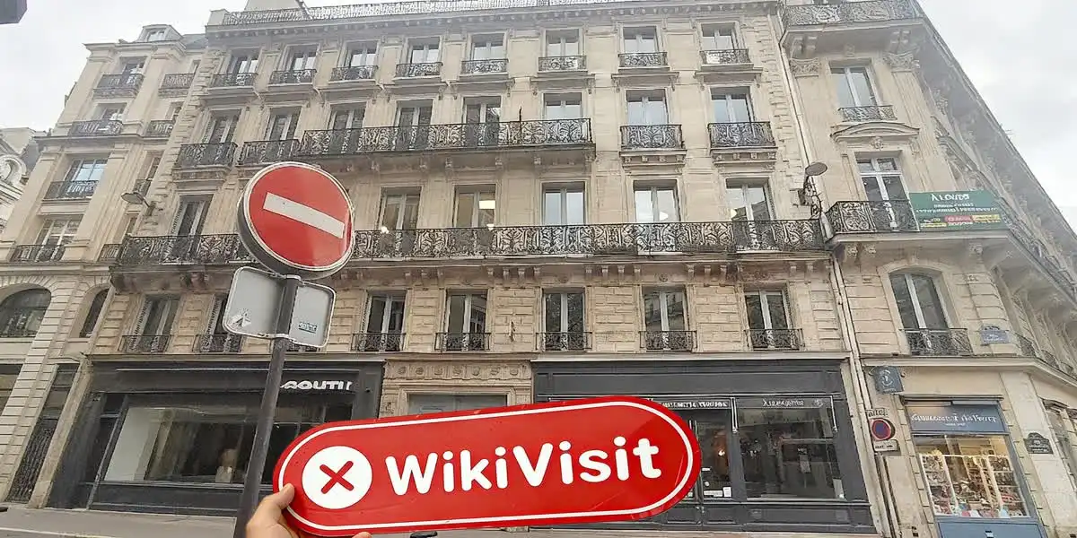 Capstock France  Verified:  No Physical Presence Found