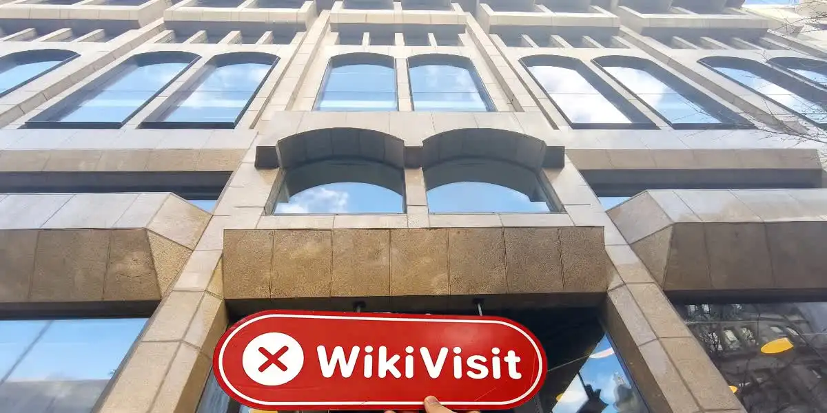 Valutrades Birleşik Krallık  Doğrulandı:  Fiziksel Varlık Bulunamadı