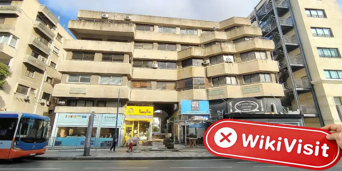 FXNX قبرص تصدیق شدہ: کوئی جسمانی موجودگی نہیں ملی