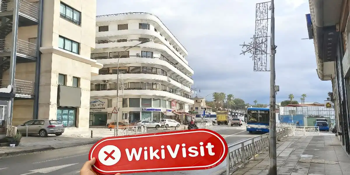 FXNX قبرص تصدیق شدہ: کوئی جسمانی موجودگی نہیں ملی