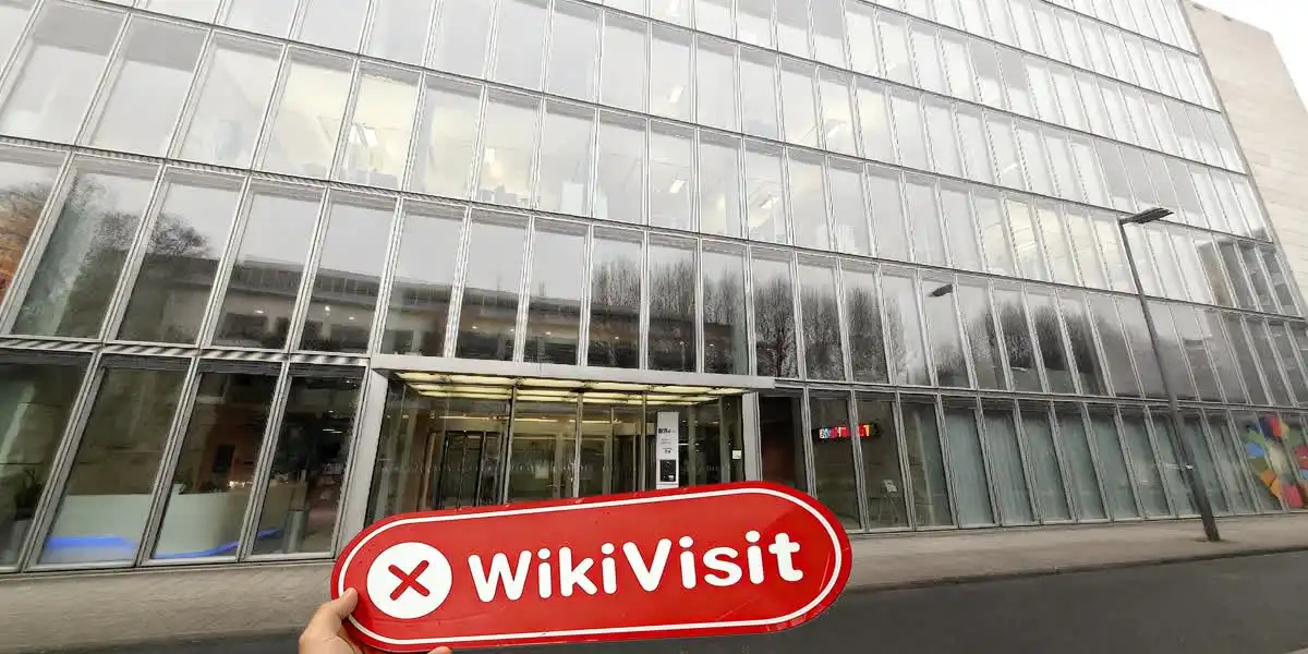 Axel Stock FX Đức  Đã xác minh:  Không tìm thấy sự hiện diện thực tế